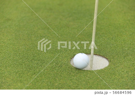 ゴルフ カップイン の写真素材