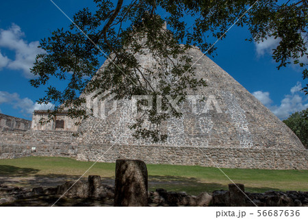 マヤ　ウシュマル遺跡 56687636