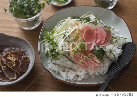 手こね寿しの材料 56701682