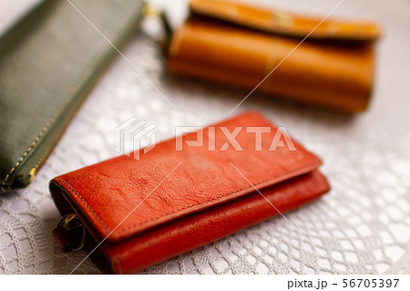 革小物の筆箱、キーケース、カードケース	 56705397