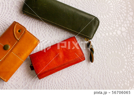 革小物の筆箱、キーケース、カードケース 56706065