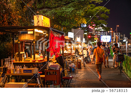 《福岡県》博多中洲・屋台 56718315