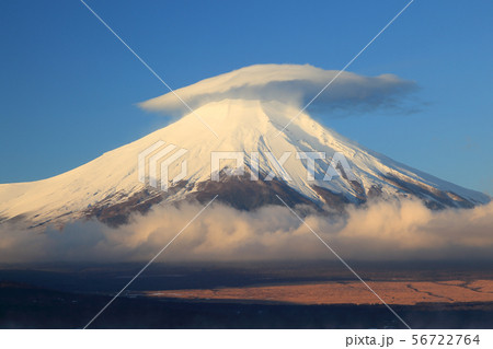 冬の富士山 56722764