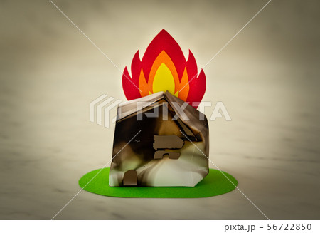 火事 火災 家 焼け焦げ 火事 火災 家 焼け焦げ 56722850