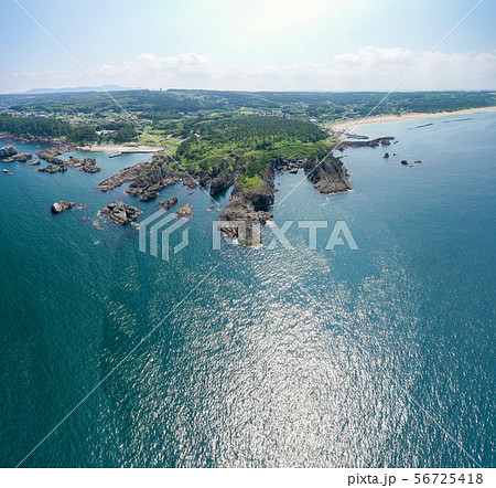 青森県八戸市　種差海岸空撮　夏 56725418