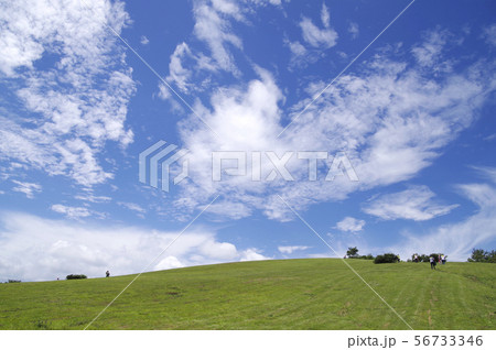 草原　青空　小坊主　吾妻山　雲　夏　点景　登山者 56733346