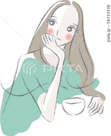 リラックスして飲み物を飲む女性 56733536