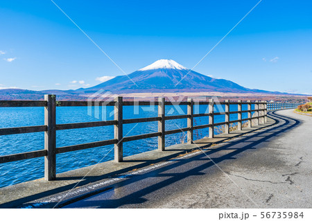Beautiful landscape of mountain fuji around yamanakako lake Beautiful landscape of mountain fuji around yamanakako lake 56735984