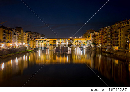 フィレンツェ　夜景 56742287
