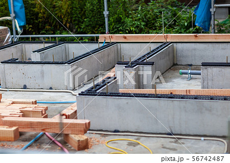 新築戸建　建設現場 56742487