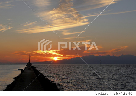 大牟田市　三池港　夕日、 56742540