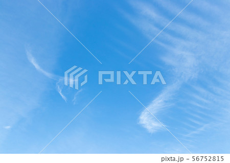 Clear beautiful blue sky with white cloud Clear beautiful blue sky with white cloud 56752815