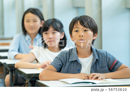 小学生 学校 授業 教室 スクールライフイメージ 小学生 学校 授業 教室 スクールライフイメージ 56753610