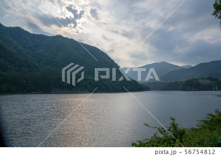 赤谷湖　群馬県みなかみ町 56754812