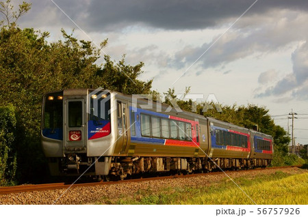 岡山へ直通する「うずしお22号」 阿波踊り増結で3両編成で運転 岡山へ直通する「うずしお22号」 阿波踊り増結で3両編成で運転 56757926