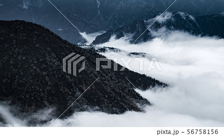 山岳風景 （雲海） 56758156