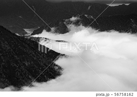 山岳風景 (雲海) 山岳風景 (雲海) 56758162