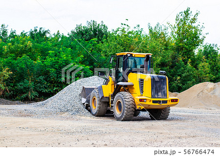 Unload bulk cargo with of the cargo railway Unload bulk cargo with of the cargo railway 56766474