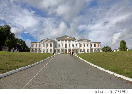Manor in the village of Dubrovitsy, Russia Manor in the village of Dubrovitsy, Russia 56771902