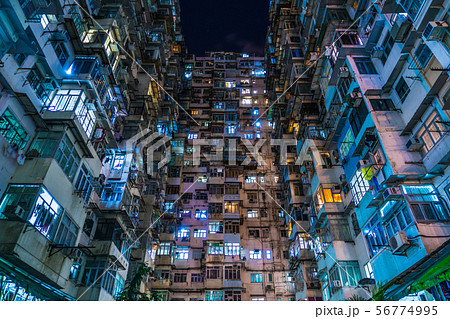 香港の集合住宅・高層マンション（Quarry Bay） 56774995