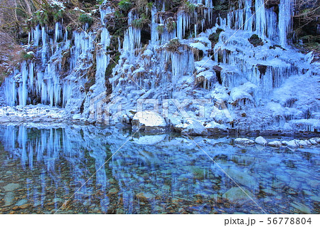 【埼玉県】三十槌の氷柱 56778804