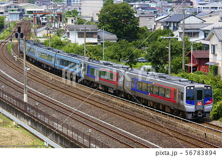N2000系+2000系気動車で運転する特急南風 56783894
