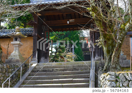 慈尊院 山門 慈尊院 山門 56784163
