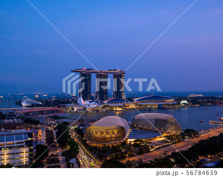 シンガポールの都市風景 ブルーモーメント シンガポールの都市風景 ブルーモーメント 56784639