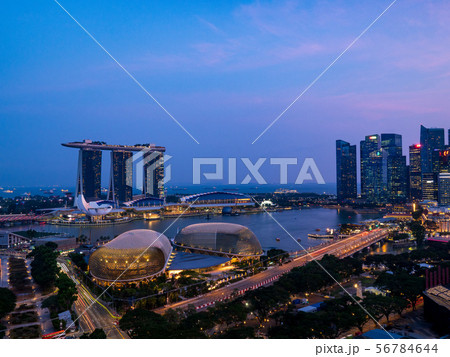 シンガポールの都市風景 ブルーモーメント シンガポールの都市風景 ブルーモーメント 56784644