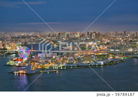 【大阪府咲洲庁舎展望台からの大阪市内 (夜景)】 大阪府大阪市住之江区南港北１ 56789187