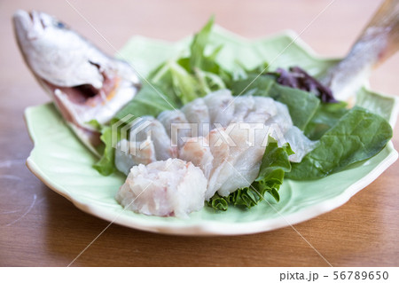 スズキの刺身 56789650