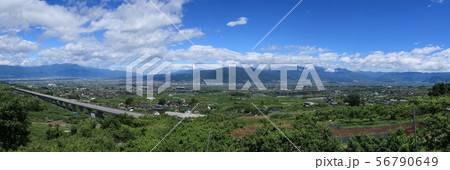 花鳥山展望台からの眺望(山梨県笛吹市) 56790649