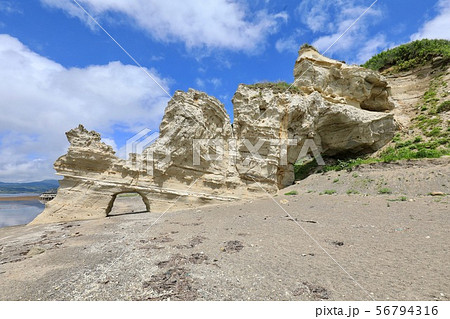 くぐり岩・乙部町 くぐり岩・乙部町 56794316