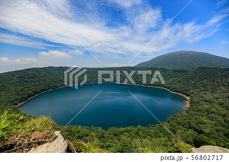 《鹿児島県 宮崎県 霧島連山》 韓国岳と大波池 56802717