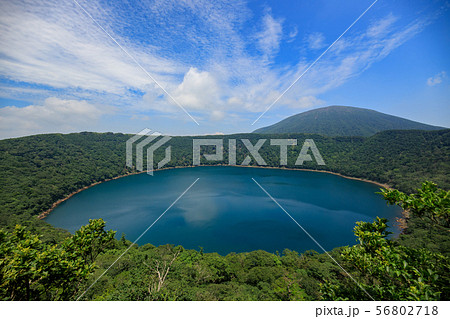 《鹿児島県 宮崎県 霧島連山》 韓国岳と大波池 56802718