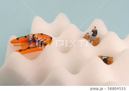 難しいワーキングマザーの出産後の復職 56804533