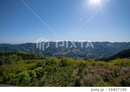 美の山公園　　周辺の山々　東秩父方面山並み 56807190