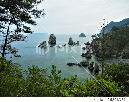 山口県長門市の景勝地海岸：青海島 56808371