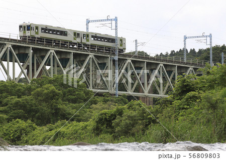 黒川鉄橋を渡る東北本線キハ110(黒磯⇔新白河) 黒川鉄橋を渡る東北本線キハ110(黒磯⇔新白河) 56809803