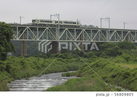 黒川鉄橋を渡る東北本線キハ110(黒磯⇔新白河) 黒川鉄橋を渡る東北本線キハ110(黒磯⇔新白河) 56809805