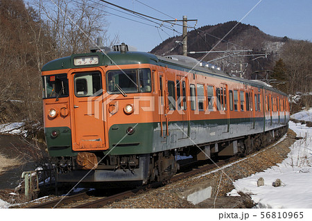 冬の北しなの線115系(湘南色) 冬の北しなの線115系(湘南色) 56810965