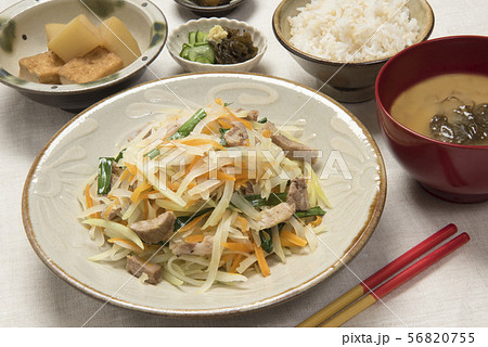 青パパイヤイリチー定食 青パパイヤイリチー定食 56820755