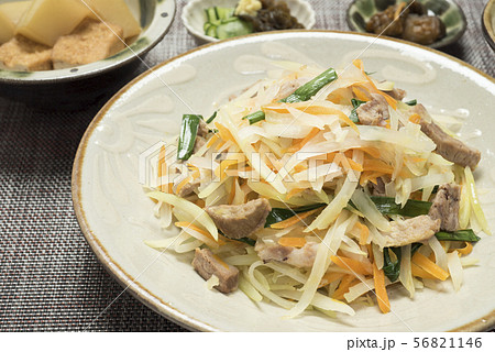 青パパイヤイリチー定食 青パパイヤイリチー定食 56821146