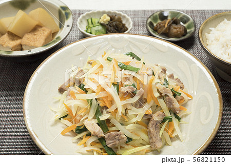 青パパイヤイリチー定食 青パパイヤイリチー定食 56821150