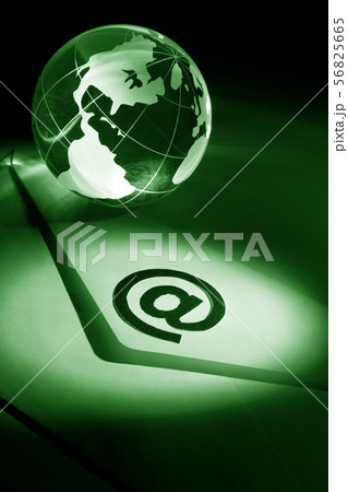Globe and E-Mail 56825665