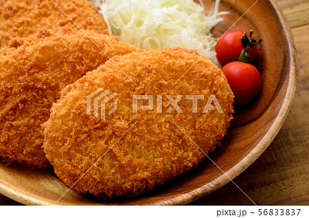 コロッケ 56833837