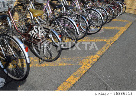 自転車置き場 56836513