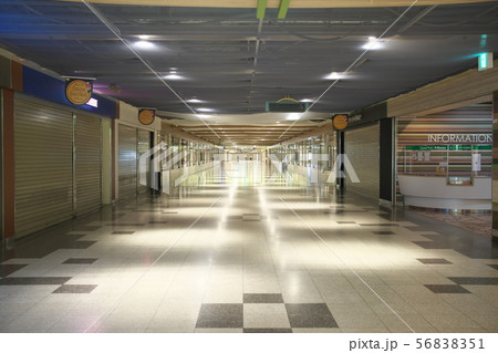 早朝の名古屋栄地下街 早朝の名古屋栄地下街 56838351