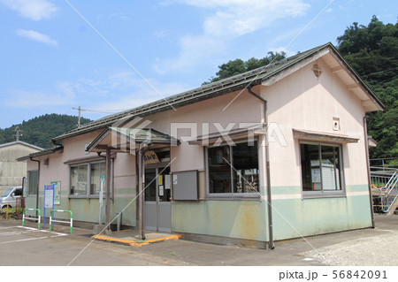 JR大糸線　根知駅 56842091