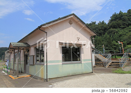 JR大糸線　根知駅 56842092